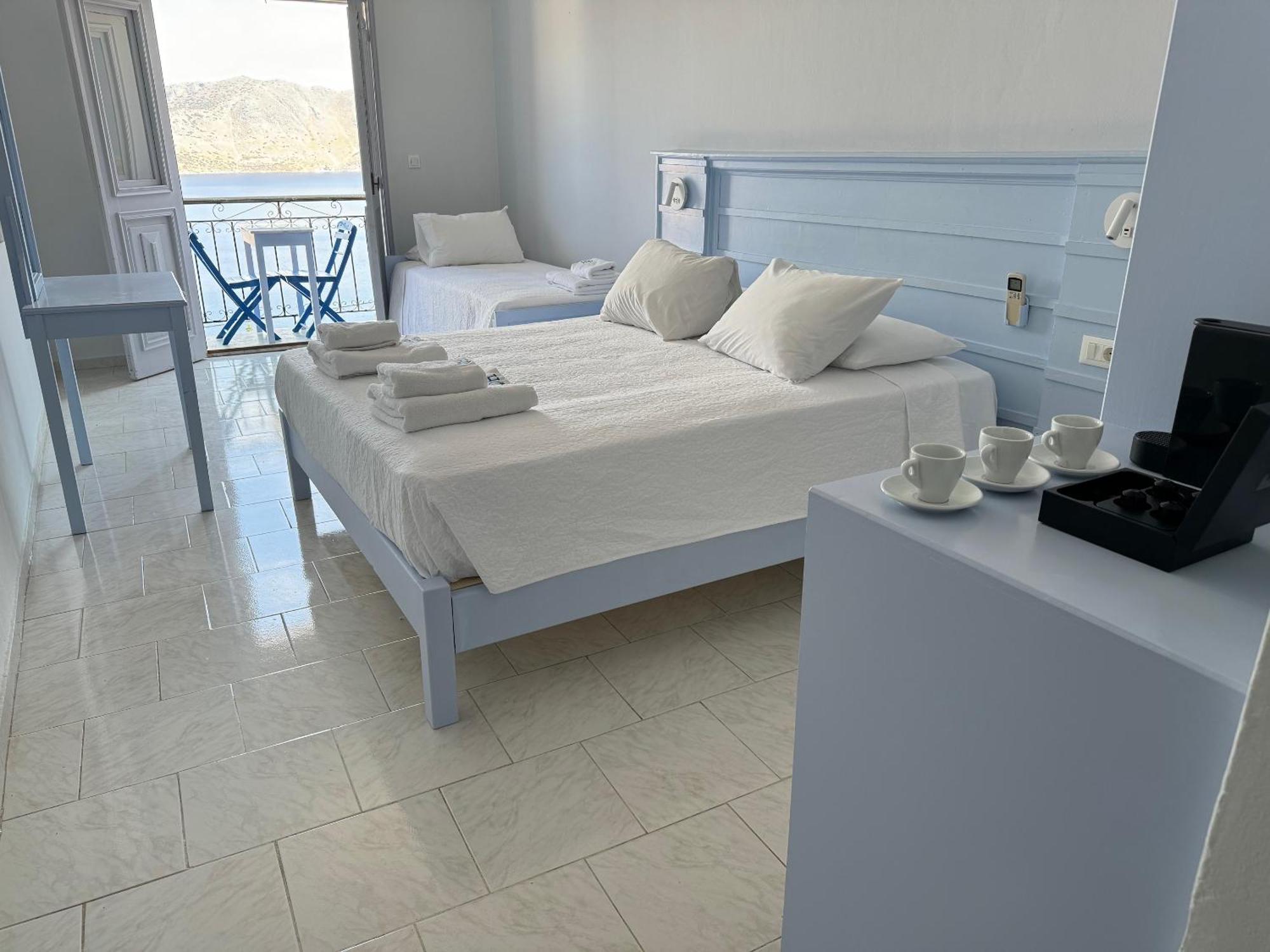 Hotel Fiona Sými Luaran gambar