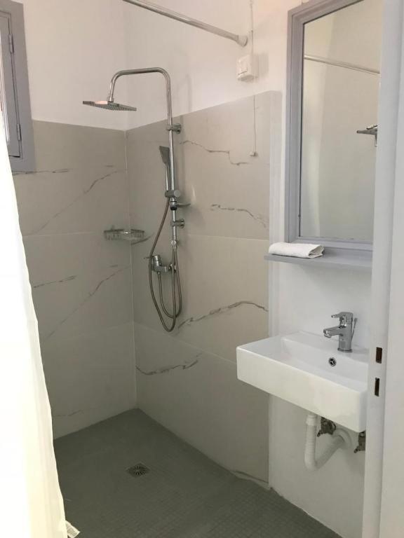 Hotel Fiona Sými Luaran gambar